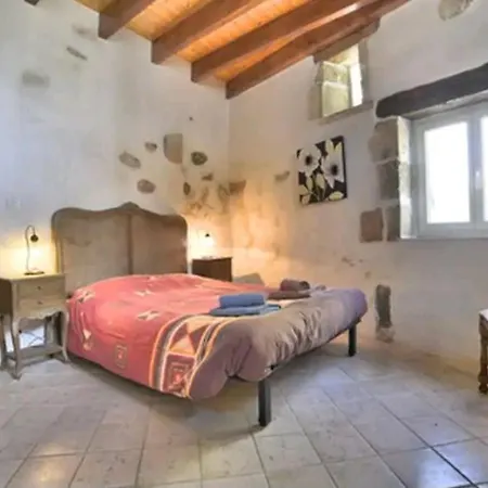 Дом отдыха Maison Charentaise 400 M2 *